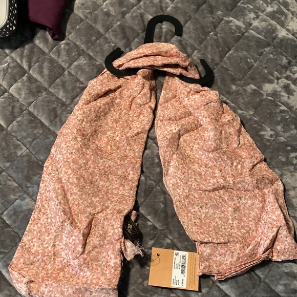 Patricia Nash scarf - Picture 2 of 4